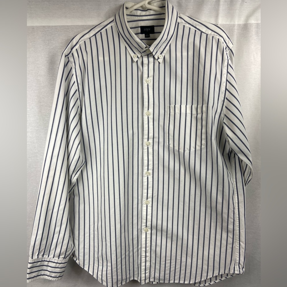J Crew Regular Fit Button Down Shirt Mens Large Blue White Striped.